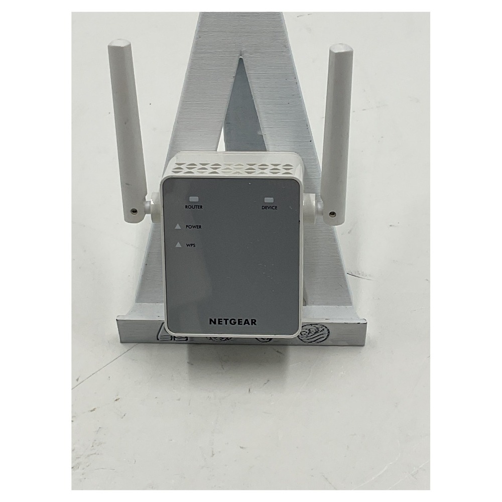Netgear EX3700 AC750 Dual Band WiFi Range‎ Extender Wall Plug Booster